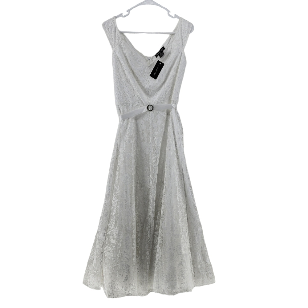 Candalite Women's White V-Neck Sleeveless Floral Lace Maxi Dress - MP